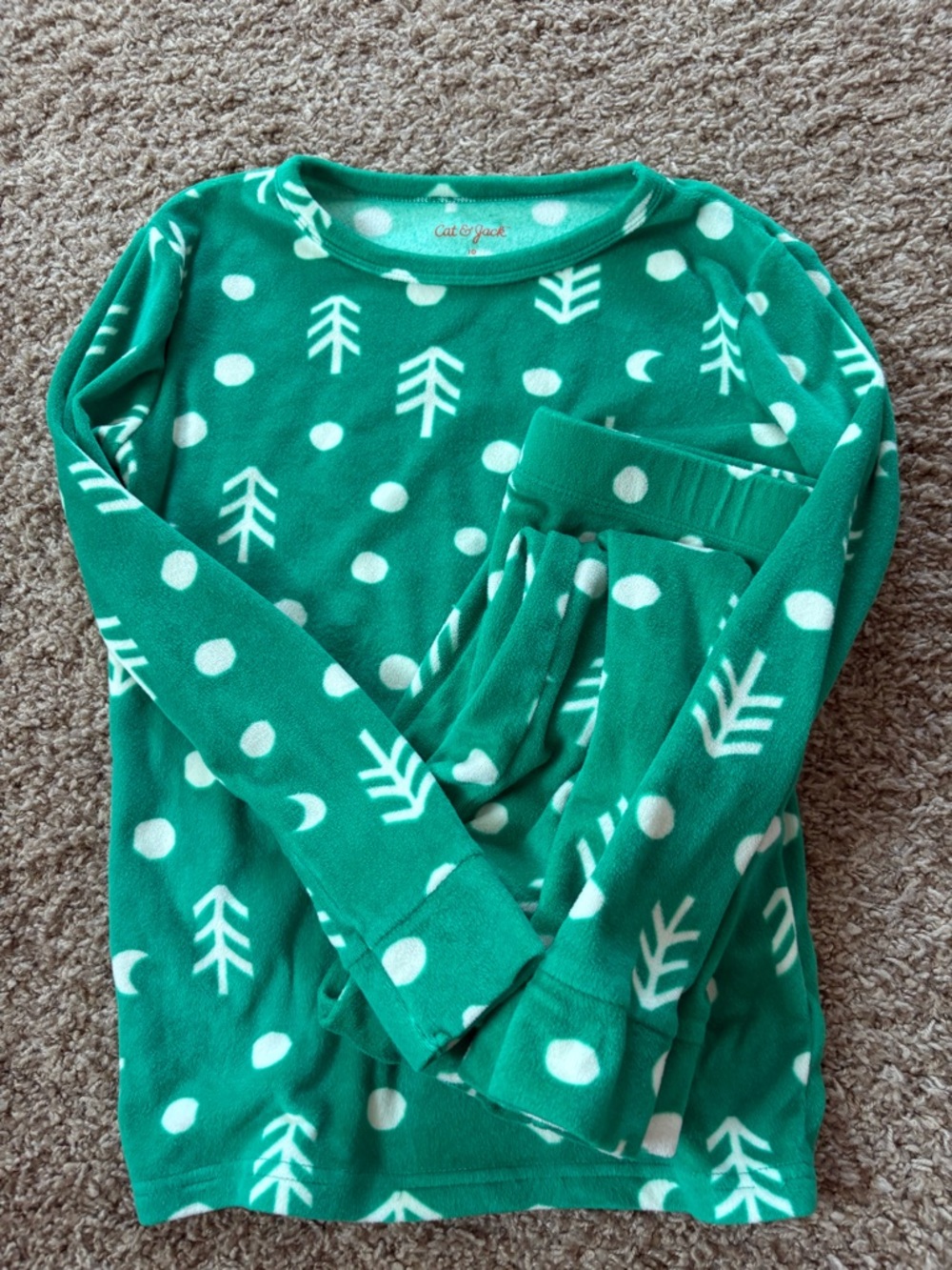 Cat & Jack Green Fleece Pajama Set with White Tree & Dot Prints